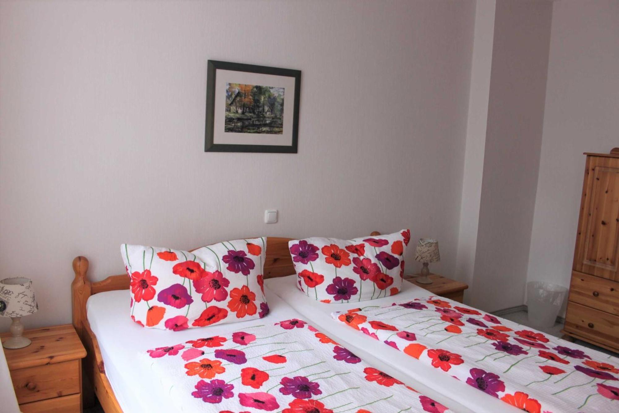 Pension Am Stadtgraben Hotel ลืบเบอเนา ภายนอก รูปภาพ