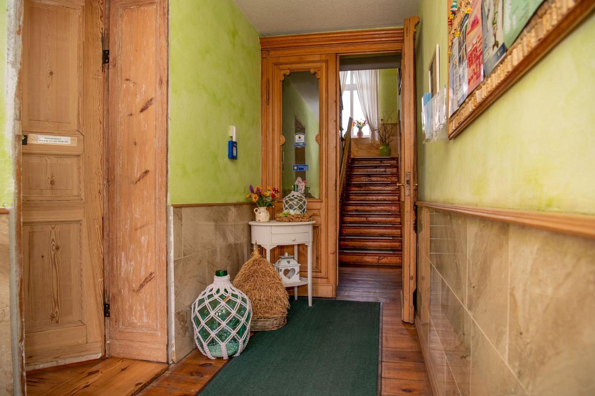 Pension Am Stadtgraben Hotel ลืบเบอเนา ภายนอก รูปภาพ